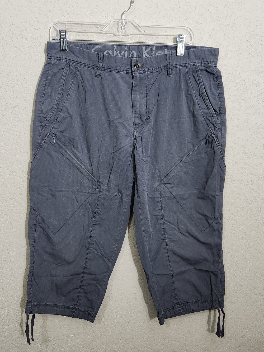 Calvin Klein Capri Pants Size 32